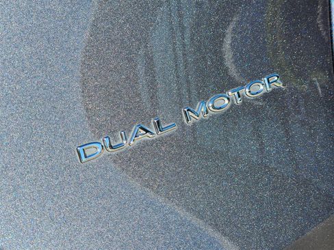 Used 2023 Tesla Model Y Long Range image 14