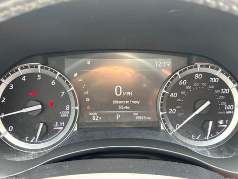 Used 2022 Toyota Highlander XLE AWD/4WD image 12