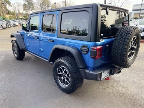 Used 2025 Jeep Wrangler Unlimited Rubicon image 7