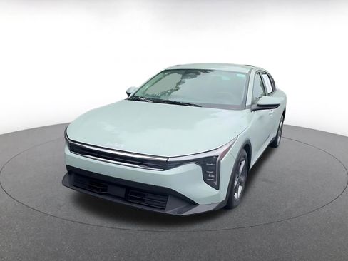 Used 2025 Kia K4 FWD image 7