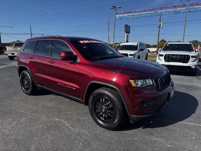 Used 2019 Jeep Grand Cherokee Laredo w/ 18" Wheel & 8.4" Radio Group