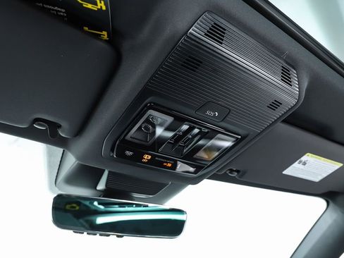 New 2026 Volkswagen Tiguan SE R-Line image 65