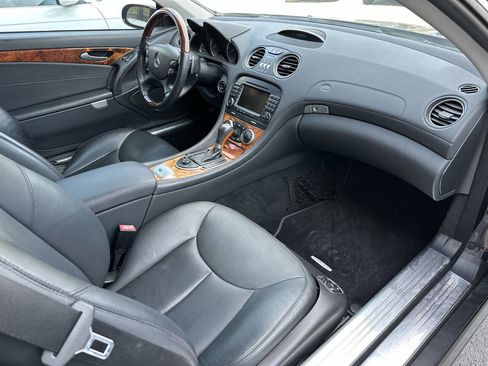 Used 2008 Mercedes-Benz SL 550 image 9