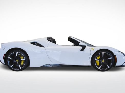 Used 2024 Ferrari SF90 Spider image 6