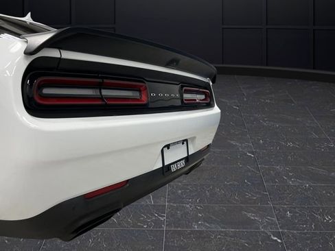 Used 2022 Dodge Challenger SRT Hellcat Redeye image 32