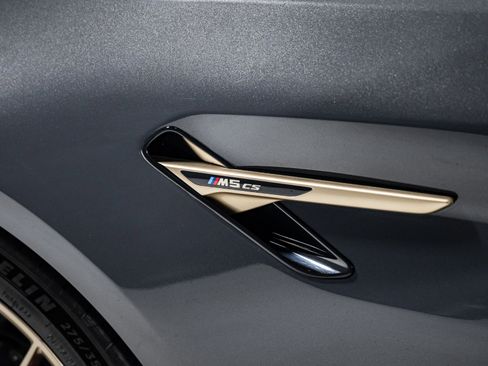 Used 2022 BMW M5 CS image 16