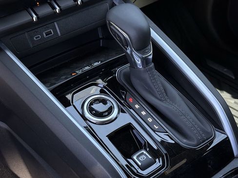 New 2026 Chevrolet Colorado LT w/ LT Convenience Package image 16