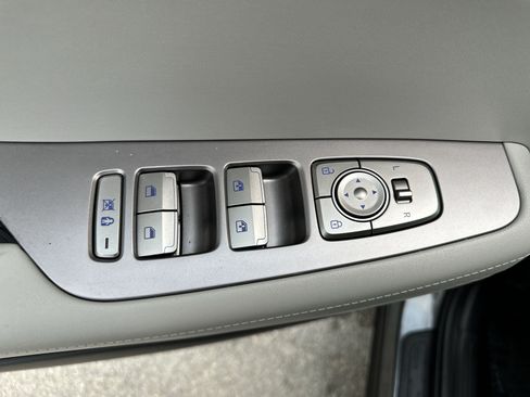 Used 2024 Hyundai Palisade SEL FWD image 15