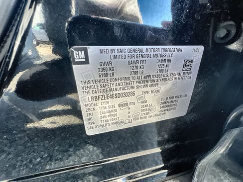 Used 2025 Buick Envision Sport Touring image 34