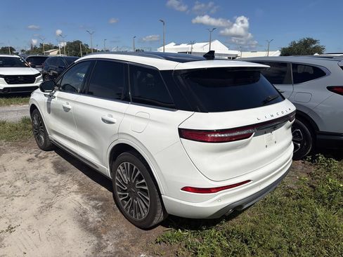 Used 2021 Lincoln Corsair AWD w/ Sport Package image 7