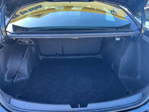 Used 2024 Chevrolet Malibu LT image 31