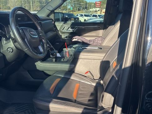 Used 2022 GMC Sierra 1500 AT4 w/ AT4 Premium Package image 9