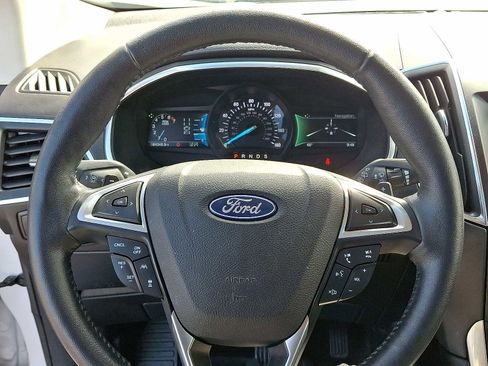 Used 2019 Ford Edge Titanium w/ Equipment Group 301A image 21
