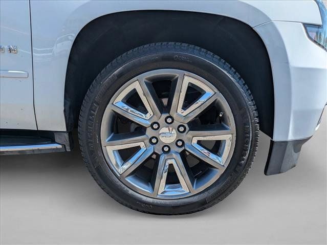 Used 2019 Chevrolet Suburban Premier AWD/4WD image 21