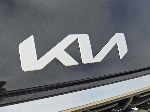 New 2026 Kia K4 GT-Line Turbo FWD image 4