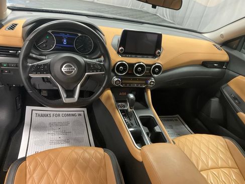 Used 2021 Nissan Sentra SV w/ SV Premium Package FWD image 25