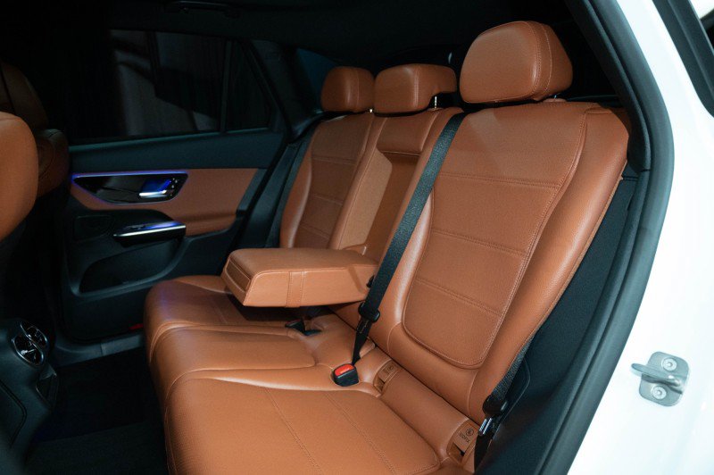 New 2027 Mercedes-Benz GLC 300 4MATIC image 14