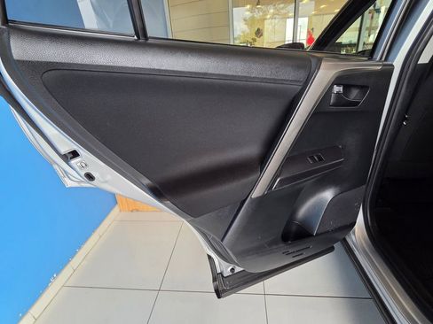 Used 2018 Toyota RAV4 LE w/ All Weather Liner Package AWD/4WD image 16