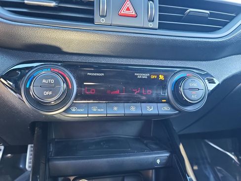 Used 2023 Kia Forte GT-Line w/ GT-Line Premium Package image 22