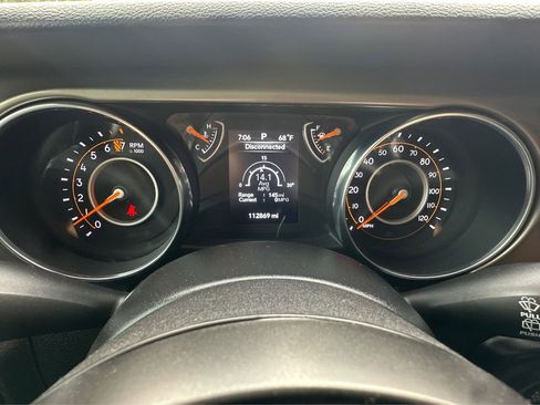 Used 2020 Jeep Wrangler Willys image 16