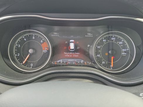 Used 2020 Jeep Cherokee Limited image 29