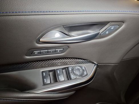 Certified 2025 Cadillac XT4 Sport w/ Cold Weather Package image 16