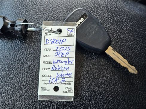 Used 2015 Jeep Wrangler Unlimited Rubicon w/ Max Tow Package AWD/4WD image 36