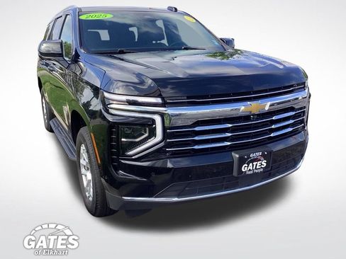 Used 2025 Chevrolet Tahoe LT AWD/4WD image 1