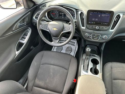 Used 2020 Chevrolet Malibu LS image 14
