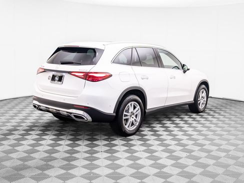 Certified 2025 Mercedes-Benz GLC 300 4MATIC image 6