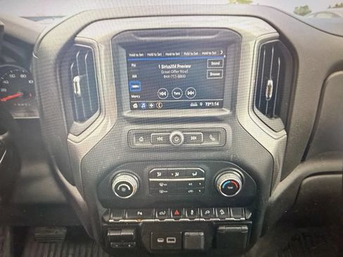 Used 2023 Chevrolet Silverado 2500 W/T w/ WT Convenience Package AWD/4WD image 9