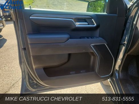 Used 2025 Chevrolet Silverado 1500 LT AWD/4WD image 23