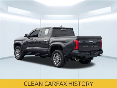 Used 2024 Toyota Tacoma TRD Sport image 4