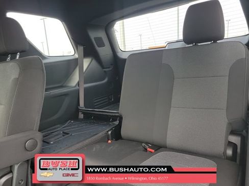 Used 2023 Chevrolet Traverse LT FWD image 13