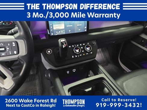 Used 2022 Land Rover Defender 110 X-Dynamic HSE AWD/4WD image 21