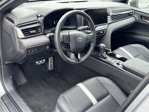 Certified 2025 Toyota Camry SE image 8