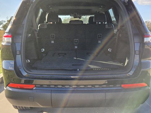 New 2025 Jeep Grand Cherokee L Altitude image 7