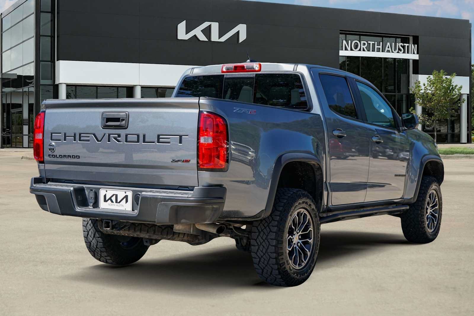 Used 2022 Chevrolet Colorado ZR2 AWD/4WD image 5