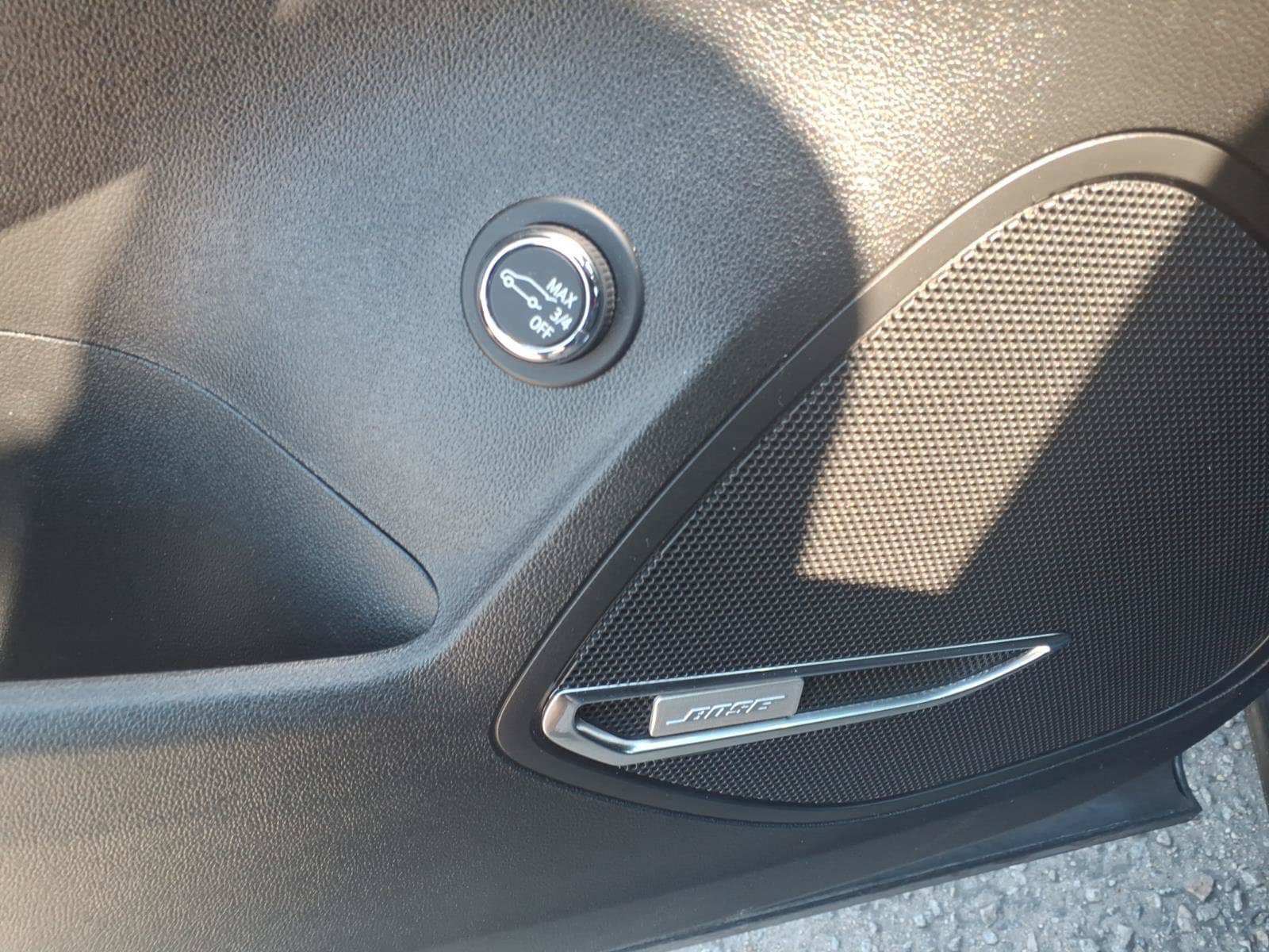 Used 2022 Buick Envision Essence w/ Technology Package I FWD image 12