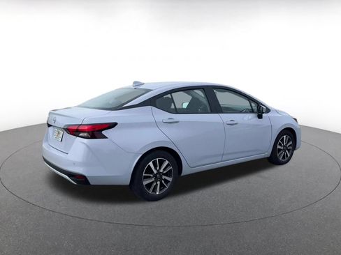 Used 2025 Nissan Versa SV FWD image 15