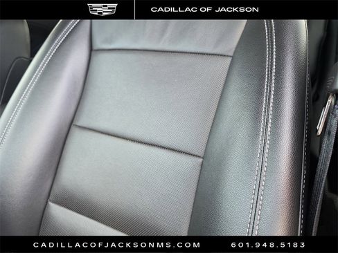 Used 2024 GMC Terrain SLT image 15