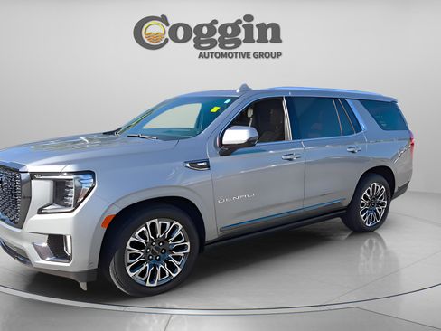 Used 2024 GMC Yukon Denali Ultimate image 2