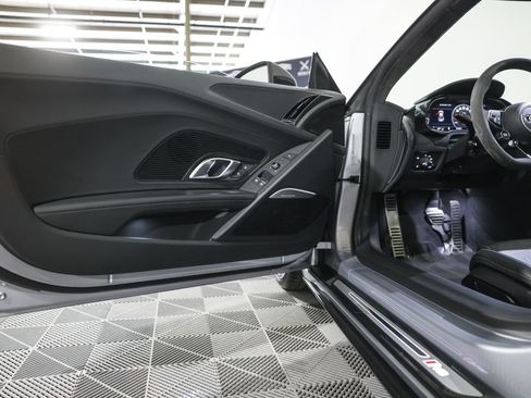 Used 2021 Audi R8 V10 performance w/ Full Leather Package AWD/4WD image 26