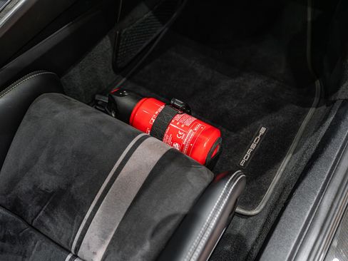 Used 2018 Porsche 911 GT3 image 30