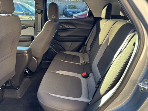 Used 2025 Chevrolet TrailBlazer LT image 25