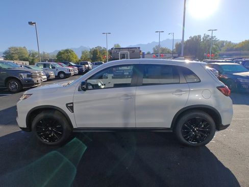New 2025 Mitsubishi Outlander Sport LE image 4