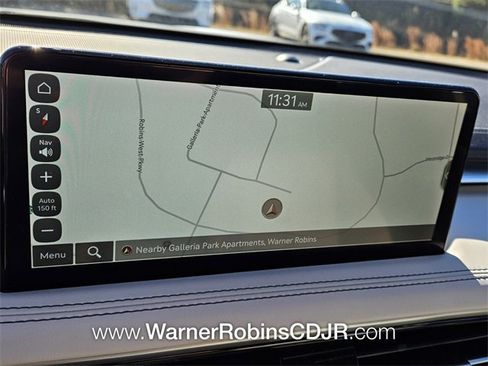 Used 2025 Genesis G70 2.5T image 20