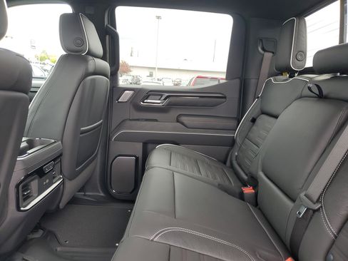 New 2026 GMC Sierra 1500 AT4X image 10