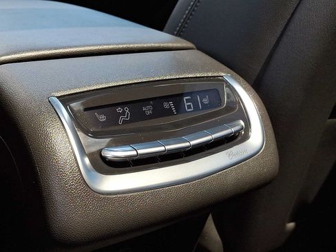 Used 2022 Cadillac XT6 Sport AWD/4WD image 12