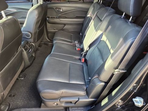 Used 2021 Honda Pilot EX-L image 12